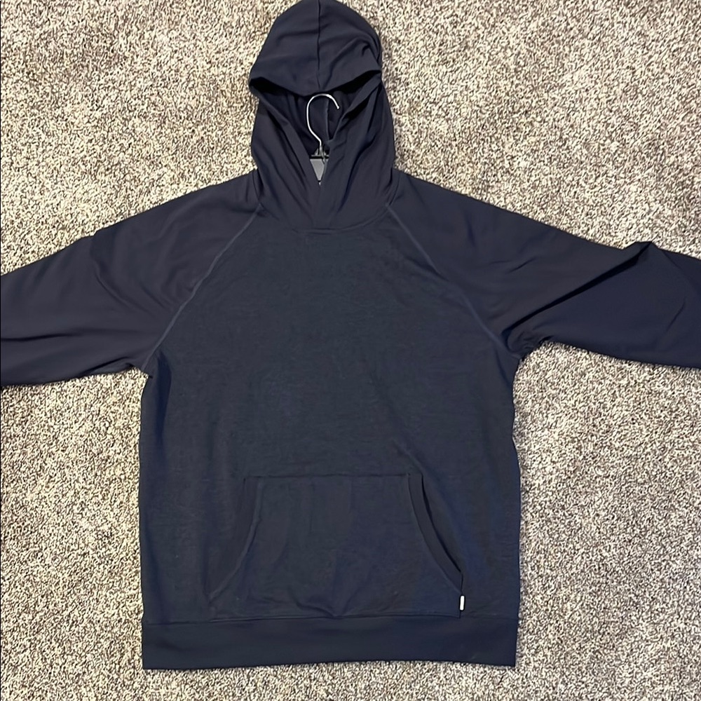 NWOT Men’s Vuori Coronado Hoodie